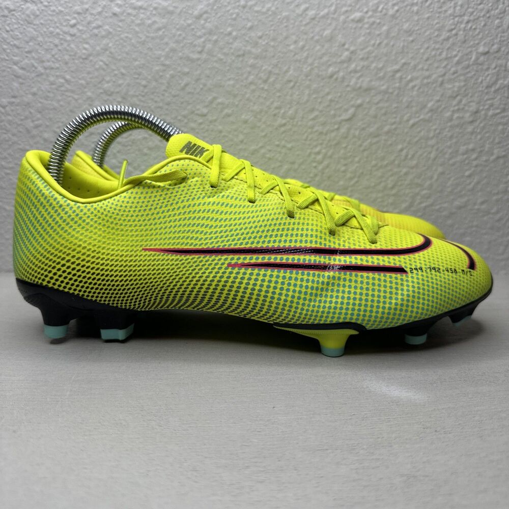 Nike Mercurial Vapor 13 Academy MDS FG Soccer Cleats